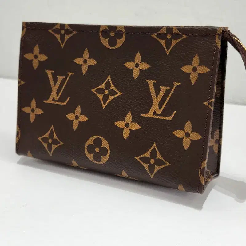 [BUNJANG] Louis Vuitton Pochette Toilette 15 Clutch M47546 / 루이비통 포쉐트 토일렛 15 클러치 M47546