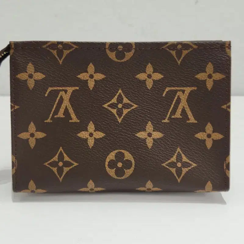 [BUNJANG] Louis Vuitton Pochette Toilette 15 Clutch M47546 / 루이비통 포쉐트 토일렛 15 클러치 M47546