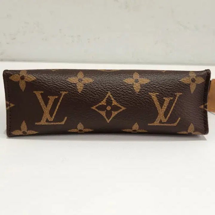 [BUNJANG] Louis Vuitton Pochette Toilette 15 Clutch M47546 / 루이비통 포쉐트 토일렛 15 클러치 M47546