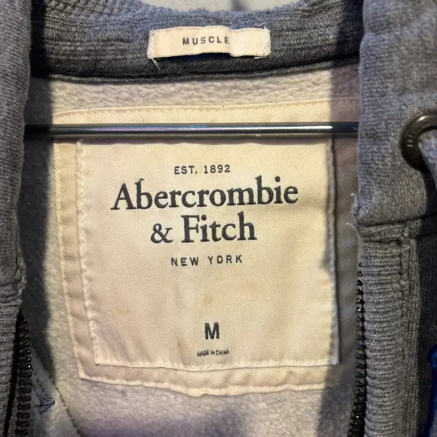 [BUNJANG] Abercrombie &amp; Fitch Hooded Zip-Up / 아베크롬비 정품 후드집업