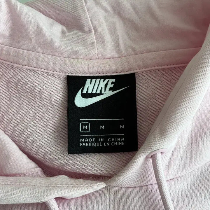 [BUNJANG] Nike Swoosh Crop Hoodie Baby Pink / M) 나이키 스우시 크롭 후드 티셔츠 베이비핑크