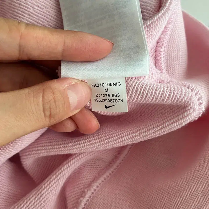 [BUNJANG] Nike Swoosh Crop Hoodie Baby Pink / M) 나이키 스우시 크롭 후드 티셔츠 베이비핑크