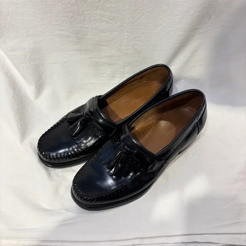 [BUNJANG] Bass Tassel Loafers / 바스 bass 테슬 로퍼 구두
