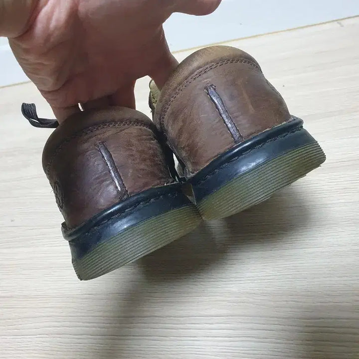 [SOLD OUT] 닥터마틴 브라운 빈티지 로퍼 270