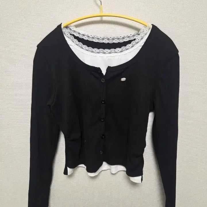 [SOLD OUT] 새상품)레이스  일체형 티