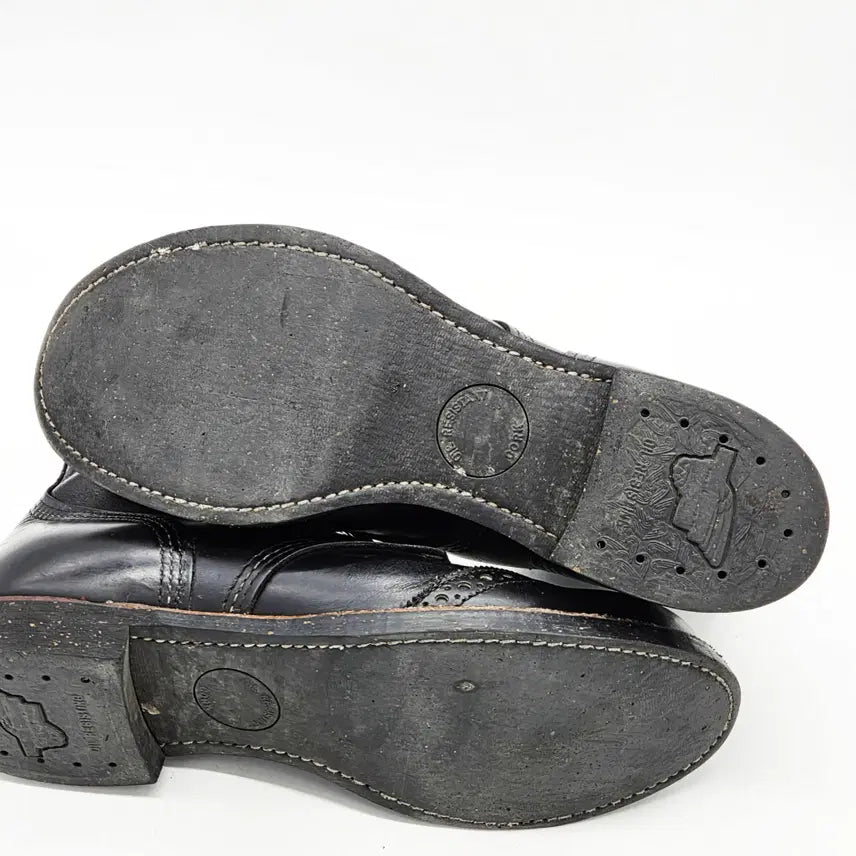 [BUNJANG] Red Wing 8126 Iron Ranger Black Brogue Shoes (275) / 레드윙 8126 아이언레인저 블랙 브로그 (275)