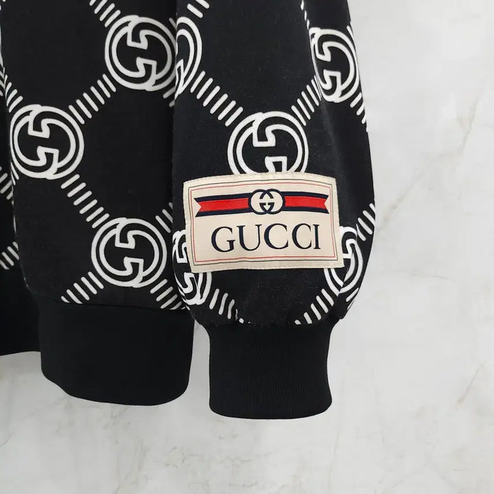 [BUNJANG] Gucci GG Interlocking Logo Zip-Up Jacket (S) / S / 구찌 GG 인터로킹 로고 집업 자켓 681271