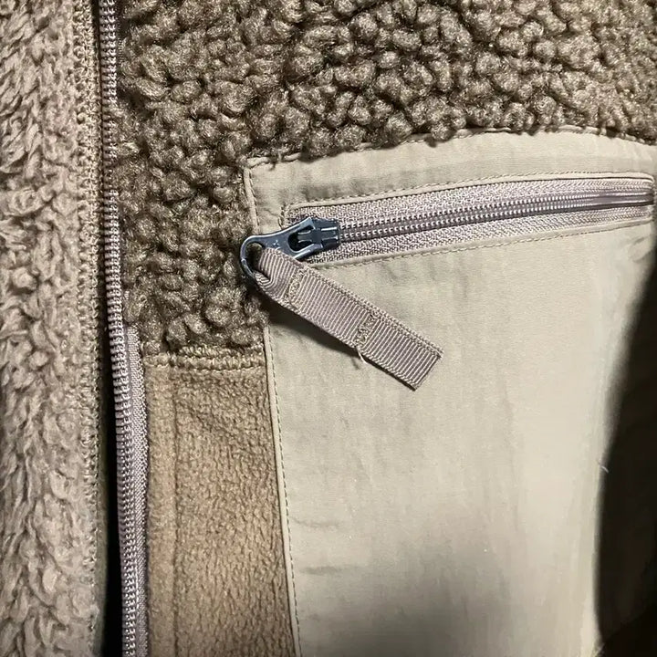 [BUNJANG] Uniqlo x Engineered Garments Fleece Jacket L Brown / 유니클로 X 엔지니어드 가먼츠 플리스 자켓 L 브라운