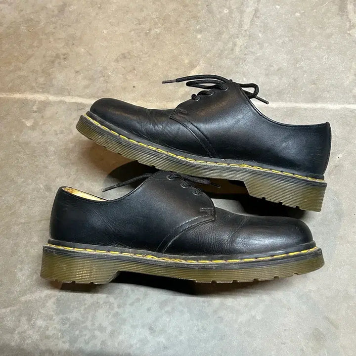 [BUNJANG] Dr. Martens 1461 Napa Black 3-Hole Shoes / 닥터마틴 1461 3홀 나파 블랙 (UK6 / 250