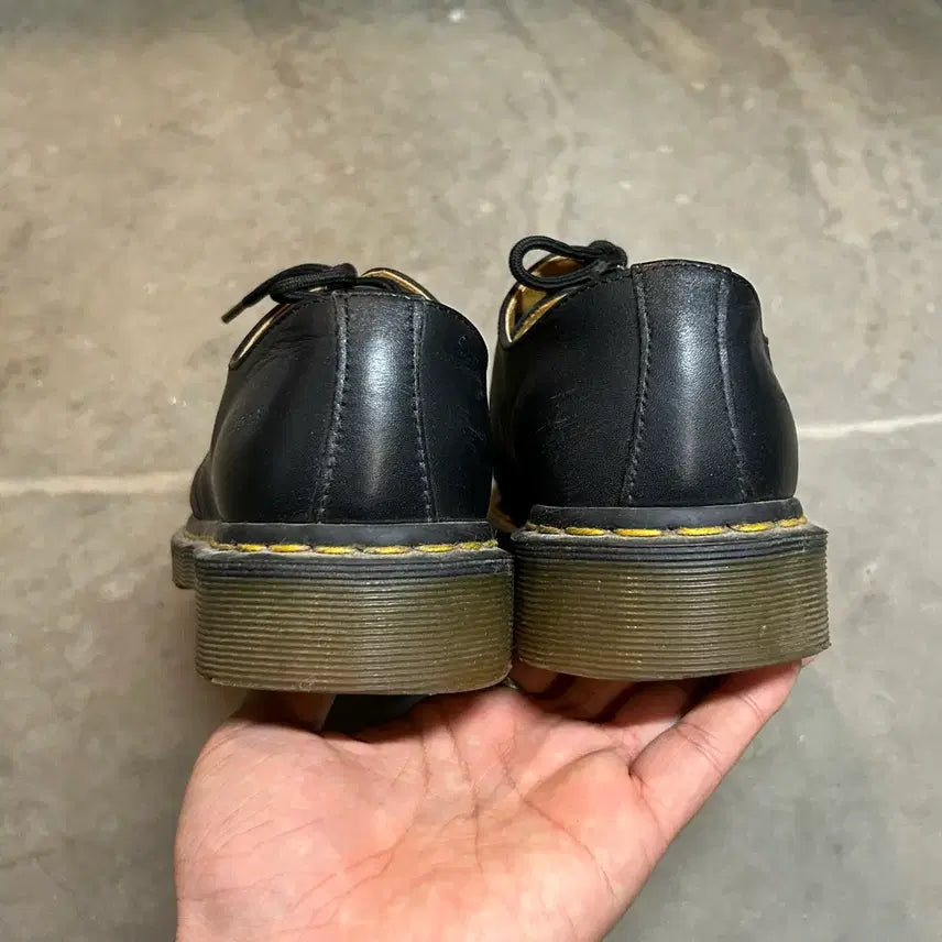[BUNJANG] Dr. Martens 1461 Napa Black 3-Hole Shoes / 닥터마틴 1461 3홀 나파 블랙 (UK6 / 250