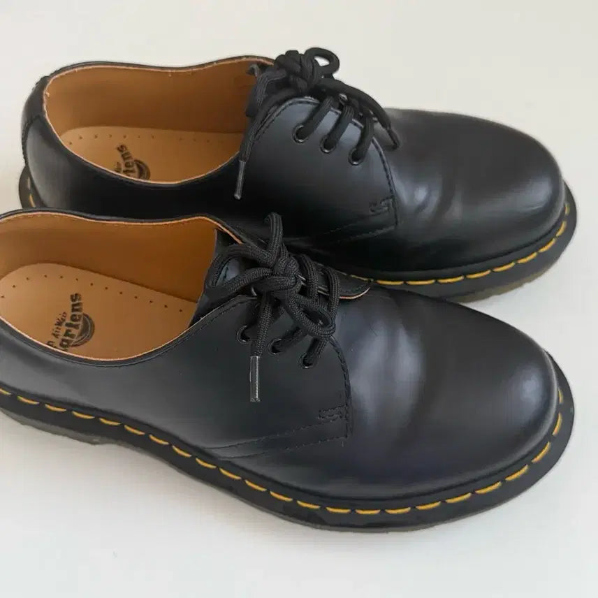 [SOLD OUT] 닥터마틴 1461 블랙 로퍼 240