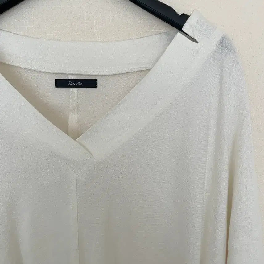 [SOLD OUT] 린넨블라우스