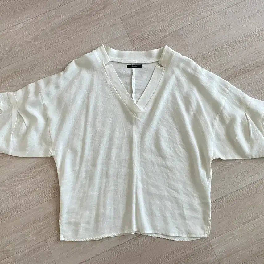 [SOLD OUT] 린넨블라우스