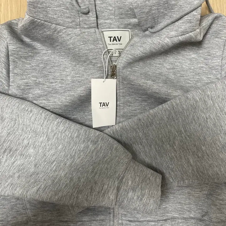 [BUNJANG] Tav 후드 집업 / Tav 후드 집업