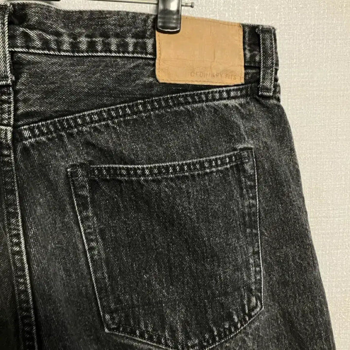 [SOLD OUT] ORDINARY FITS 오디너리핏츠 32 블랙진