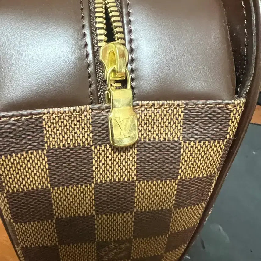 [BUNJANG] Louis Vuitton Damier Ebene Sa ria Horizontal Handbag / 루이비통 다미에 에벤 사리아 호리즌탈 핸드백 N51282