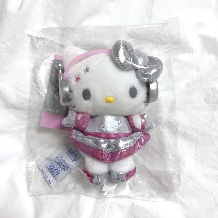 [SOLD OUT] 미개봉)헬로키티 토키메키 플래닛 마스코트 인형 키링 홀더 두근두근 산리오