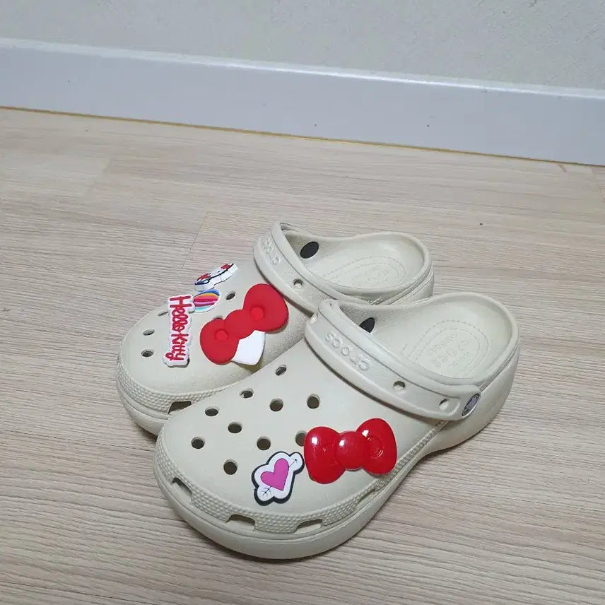 [BUNJANG] Crocs Classic Platform Sandals Slippers 240 / 크록스 클래식 플랫폼 샌들 슬리퍼 240