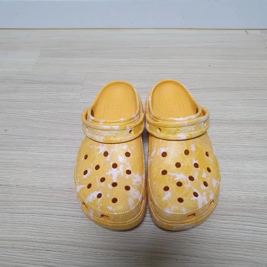 [BUNJANG] Crocs Classic Platform Sandals Slippers 240 / 크록스 클래식 플랫폼 샌들 슬리퍼 240