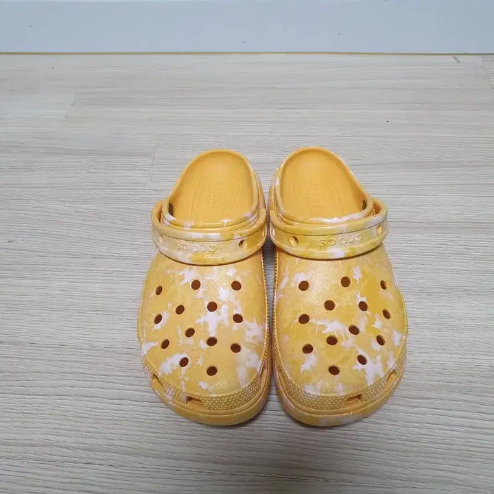 [BUNJANG] Crocs Classic Platform Sandals Slippers 240 / 크록스 클래식 플랫폼 샌들 슬리퍼 240