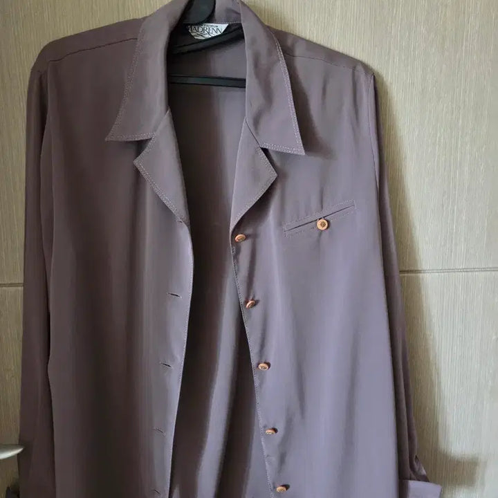 [BUNJANG] VIADRENN Sleeve Shirt / VIADRENN  슬리브 셔츠