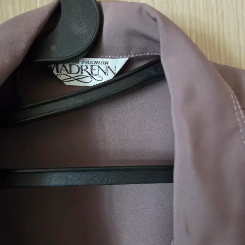 [BUNJANG] VIADRENN Sleeve Shirt / VIADRENN  슬리브 셔츠