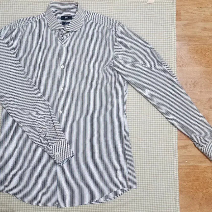 [SOLD OUT] 휴고보스 남성셔츠남방 사이즈 100