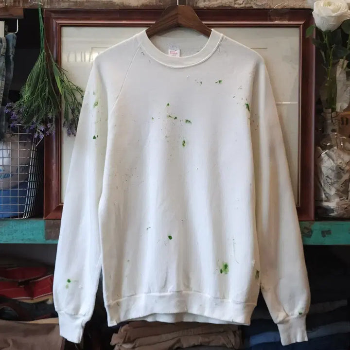 [BUNJANG] Vintage Plain Sweatshirt with Painting Damage - White L / 90s 빈티지 스웻셔츠 플레인 스웻셔츠 페인팅 데미지 화이트 L