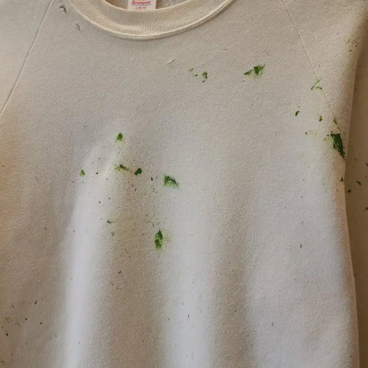 [BUNJANG] Vintage Plain Sweatshirt with Painting Damage - White L / 90s 빈티지 스웻셔츠 플레인 스웻셔츠 페인팅 데미지 화이트 L