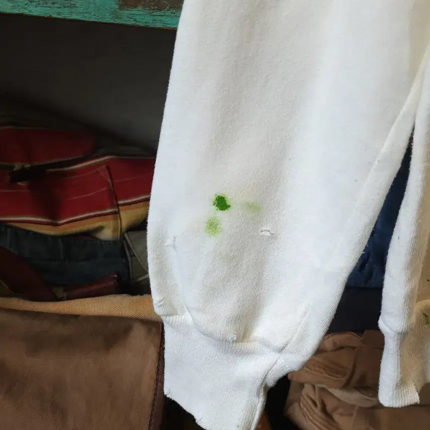 [BUNJANG] Vintage Plain Sweatshirt with Painting Damage - White L / 90s 빈티지 스웻셔츠 플레인 스웻셔츠 페인팅 데미지 화이트 L