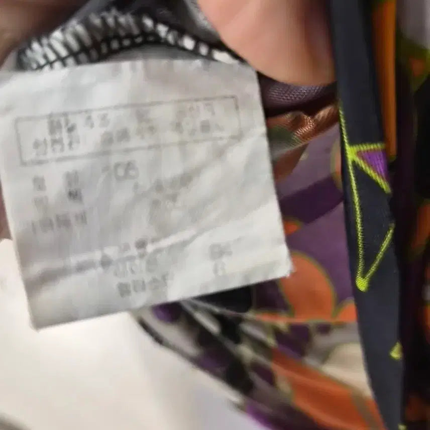 [BUNJANG] ETRO V-Neck Blouse / [정품] 에트로(ETRO) 이탈리아 메이드