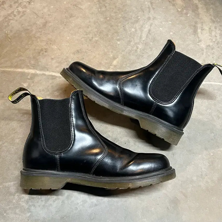 [BUNJANG] Dr. Martens 2976 Vex Chelsea Boots Smooth Black / 260) 닥터마틴 2976 벡스 첼시 부츠 스무스 블랙