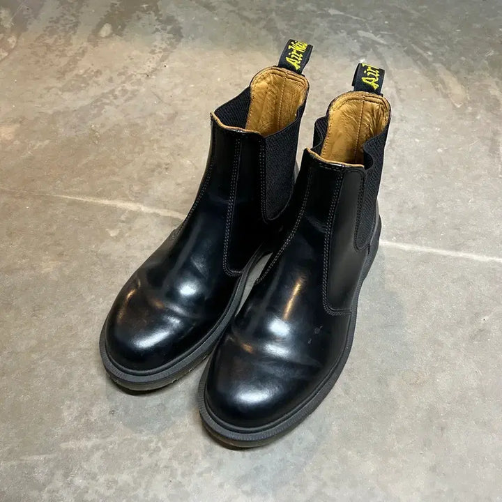 [BUNJANG] Dr. Martens 2976 Vex Chelsea Boots Smooth Black / 260) 닥터마틴 2976 벡스 첼시 부츠 스무스 블랙