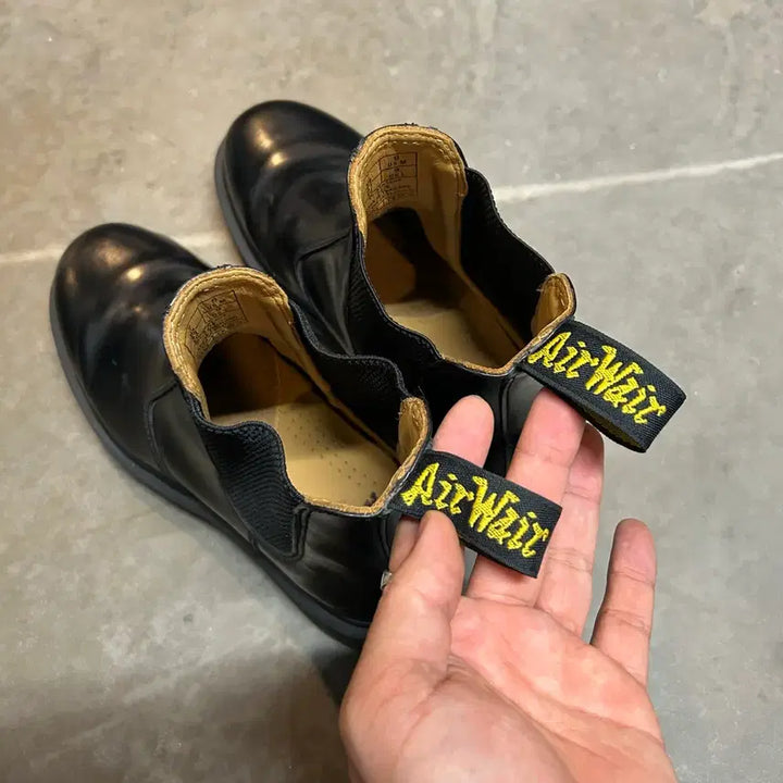 [BUNJANG] Dr. Martens 2976 Vex Chelsea Boots Smooth Black / 260) 닥터마틴 2976 벡스 첼시 부츠 스무스 블랙