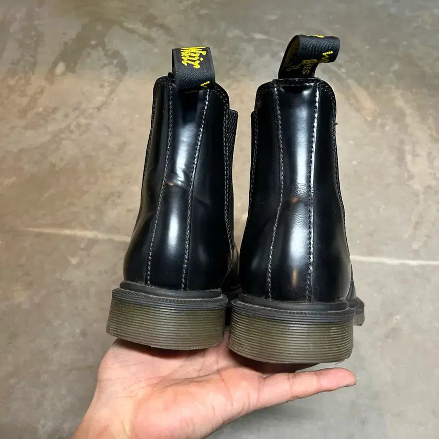 [BUNJANG] Dr. Martens 2976 Vex Chelsea Boots Smooth Black / 260) 닥터마틴 2976 벡스 첼시 부츠 스무스 블랙