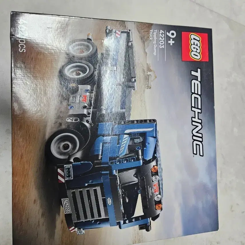 [BUNJANG] Lego Technic 42203 Dumper Truck (Sealed, Damaged Box) / 레고 테크닉 42203 덤프트럭 박스훼손 미개봉