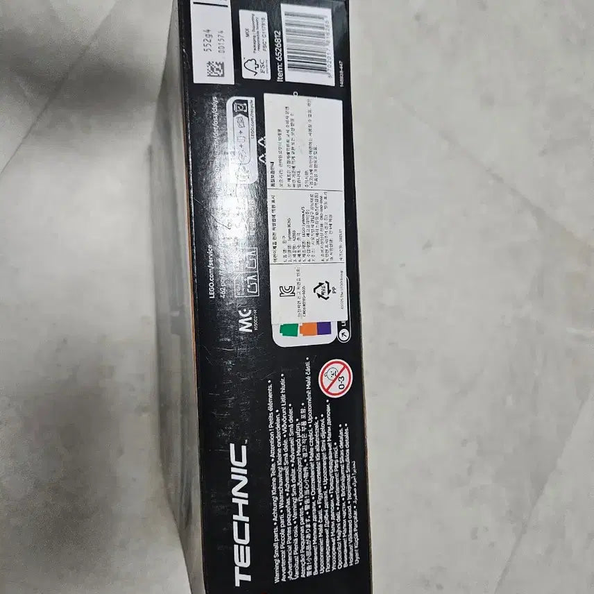[BUNJANG] Lego Technic 42203 Dumper Truck (Sealed, Damaged Box) / 레고 테크닉 42203 덤프트럭 박스훼손 미개봉