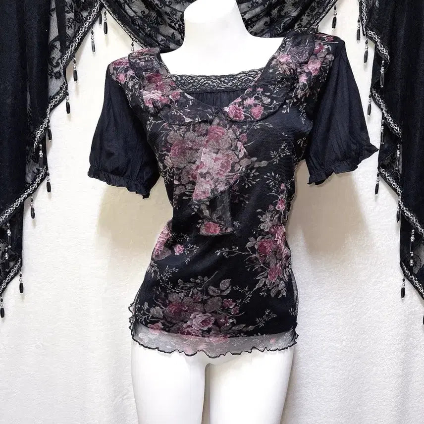 [BUNJANG] Romantic Gothic Oriental Dark Fairy Lace Top / 로맨틱고딕 오리엔탈 다크페어리 플라워 레이스 반팔탑 히메카지 갸루 핀터