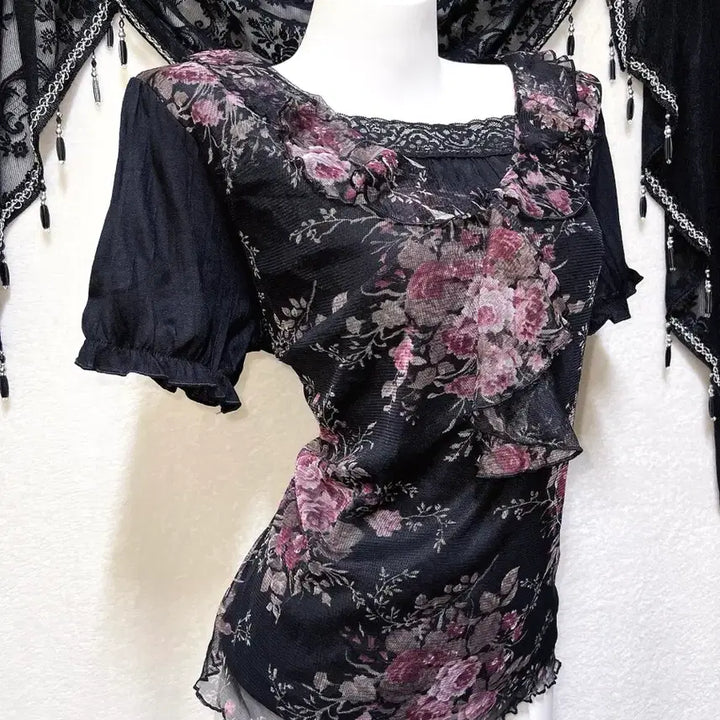 [BUNJANG] Romantic Gothic Oriental Dark Fairy Lace Top / 로맨틱고딕 오리엔탈 다크페어리 플라워 레이스 반팔탑 히메카지 갸루 핀터