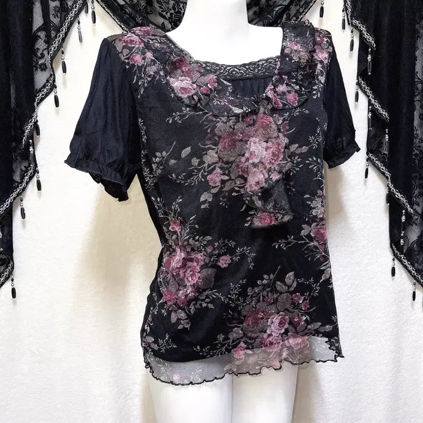 [BUNJANG] Romantic Gothic Oriental Dark Fairy Lace Top / 로맨틱고딕 오리엔탈 다크페어리 플라워 레이스 반팔탑 히메카지 갸루 핀터