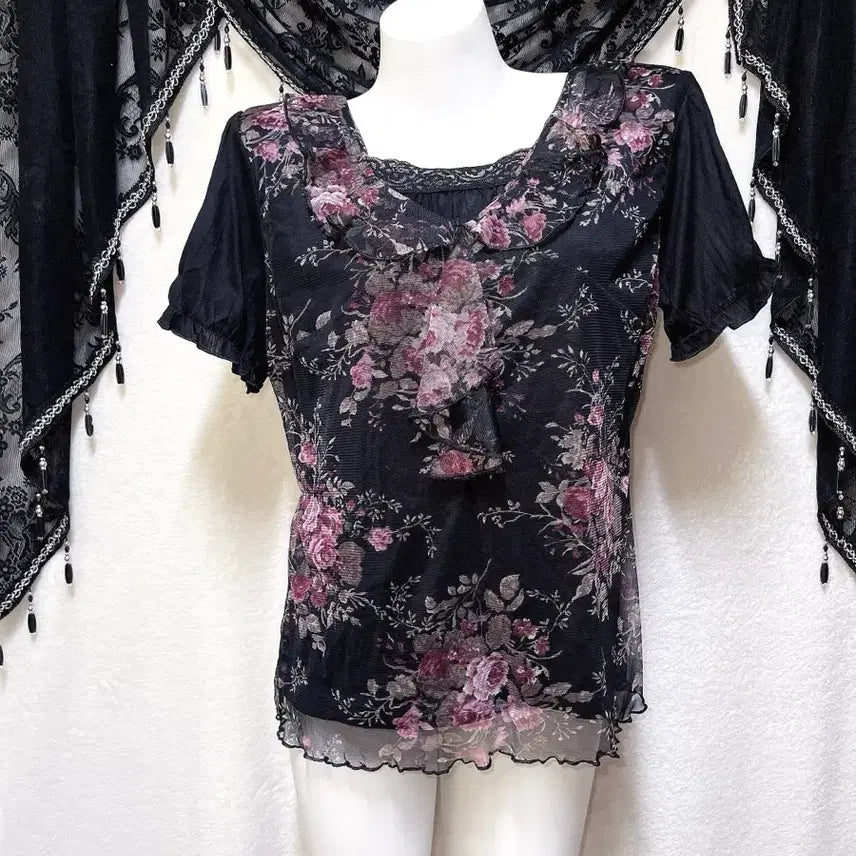 [BUNJANG] Romantic Gothic Oriental Dark Fairy Lace Top / 로맨틱고딕 오리엔탈 다크페어리 플라워 레이스 반팔탑 히메카지 갸루 핀터