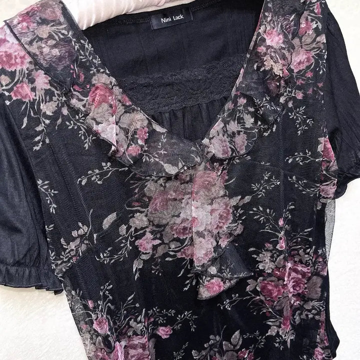 [BUNJANG] Romantic Gothic Oriental Dark Fairy Lace Top / 로맨틱고딕 오리엔탈 다크페어리 플라워 레이스 반팔탑 히메카지 갸루 핀터