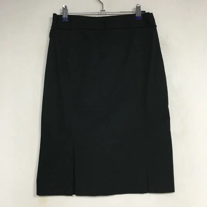 [BUNJANG] Burberry Simple Black Midi Skirt / 버버리 정품 심플 스커트 27