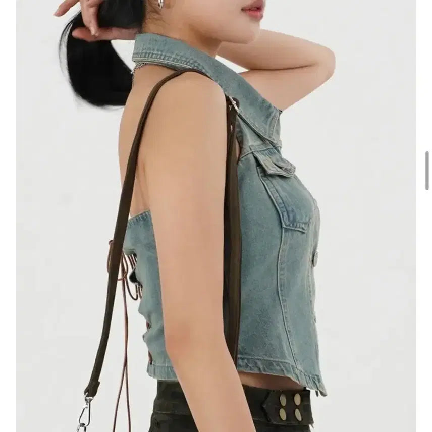 [SOLD OUT] 데님 홀터넥 나시 (지그재그 에이블리 청 크롭 조끼 탑 카라 y2k)