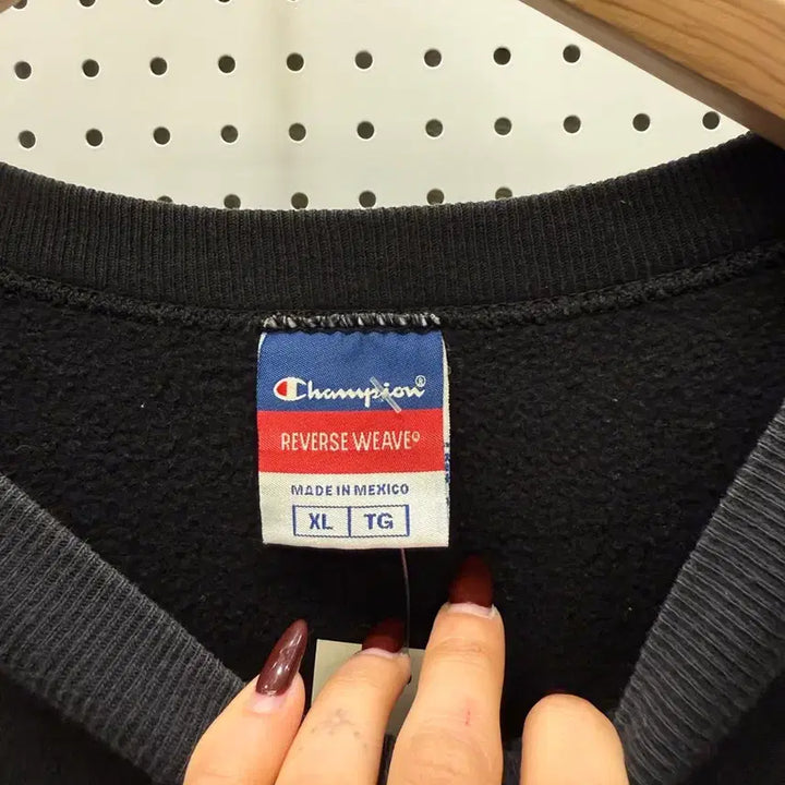 [BUNJANG] Champion Reverse Weave Script Logo Sweatshirt / 챔피온 리버스위브 스크립트 로고 맨투맨 U1675