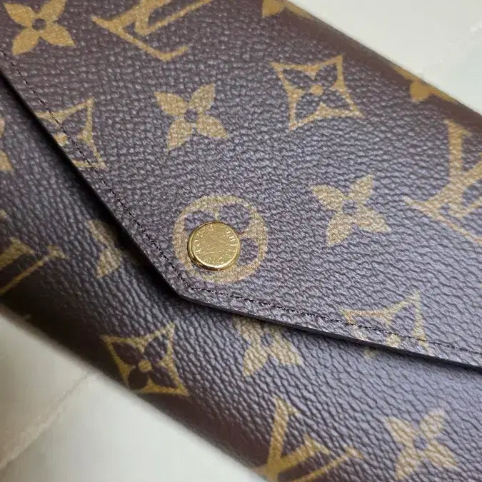 [BUNJANG] Louis Vuitton Sarah Wallet Coclico Long Wallet / 루이비통 사라 월릿 코클리코 장지갑