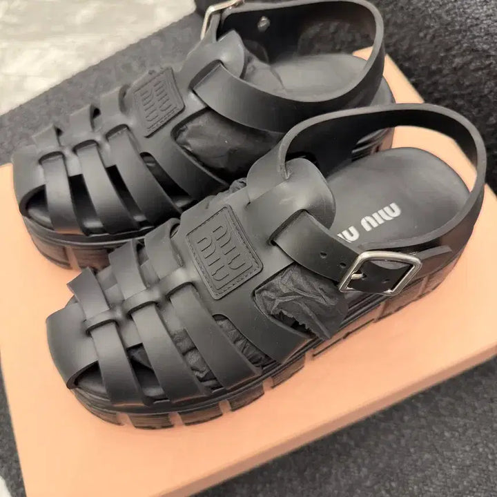 [BUNJANG] Miu Miu Rubber Sandals / 미우미우러버샌들