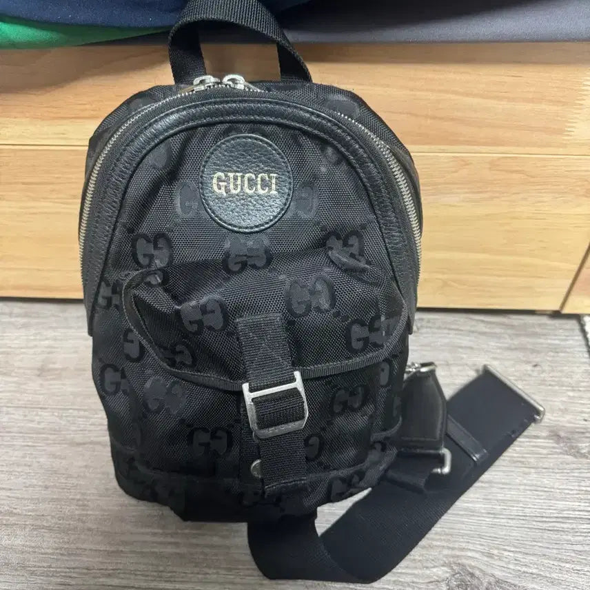 [BUNJANG] Gucci Off The Grid Sling Bag Black / 구찌가방 오프더그리드 슬링백(블랙)