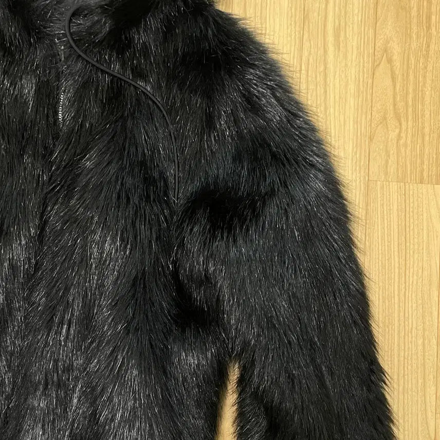 [BUNJANG] Openywy Reversible Faux Fur Hood Jacket / [오픈와이와이] REVERSIBLE FAUX FUR HOOD JACKET