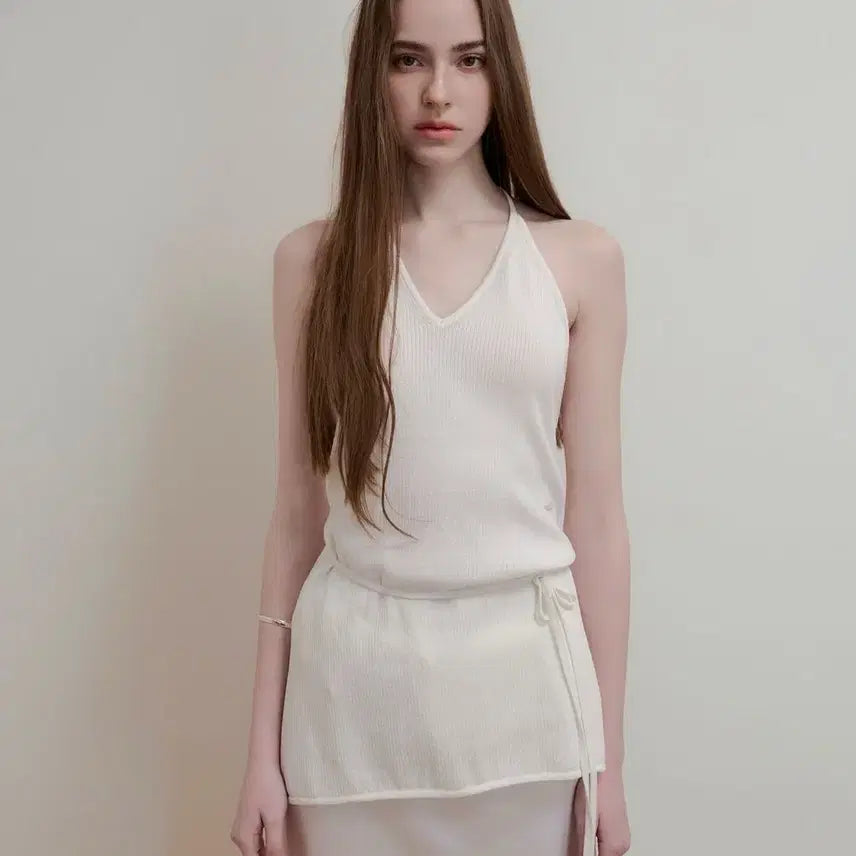 [BUNJANG] Aopt Layered Halterneck Knit Top / 아옵트 레이어드 홀터넥 스프링썸머 니트